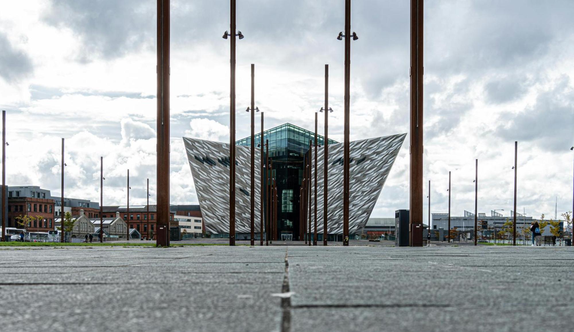 3 Bedroom Central Apartment In Belfast City Centre Экстерьер фото
